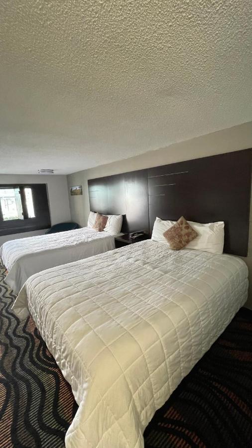 Country Town N' Suites Гатлинбург Экстерьер фото