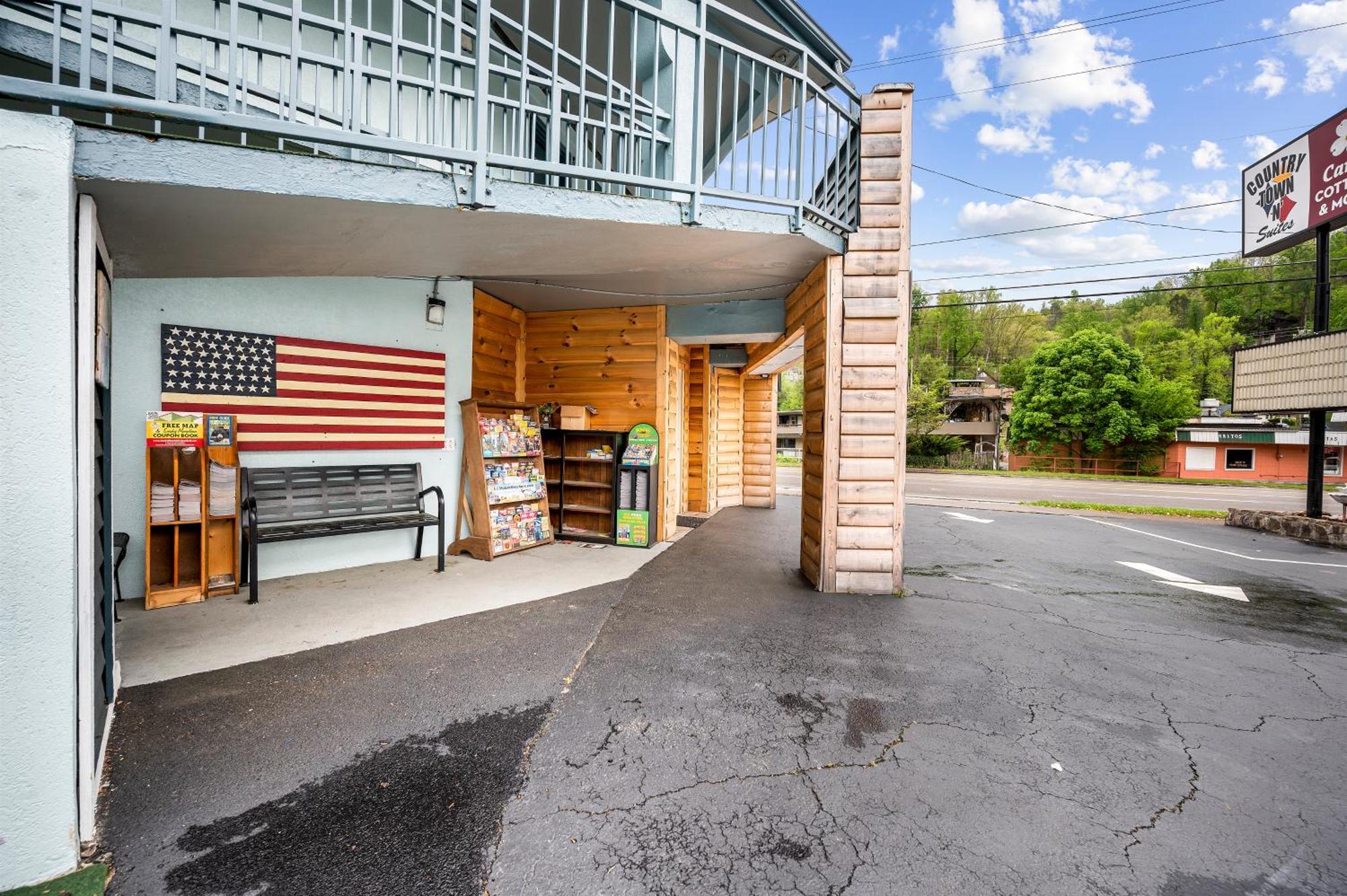 Country Town N' Suites Гатлинбург Экстерьер фото