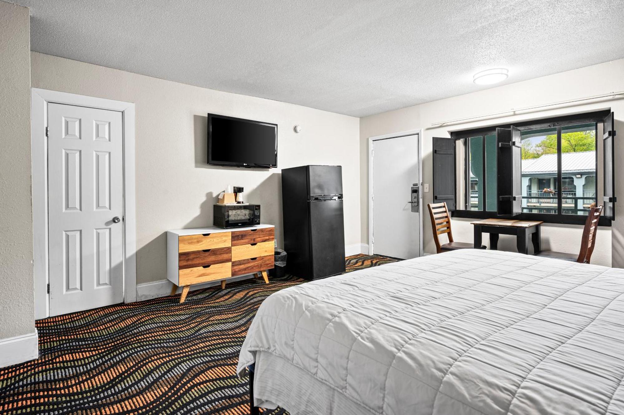 Country Town N' Suites Гатлинбург Экстерьер фото